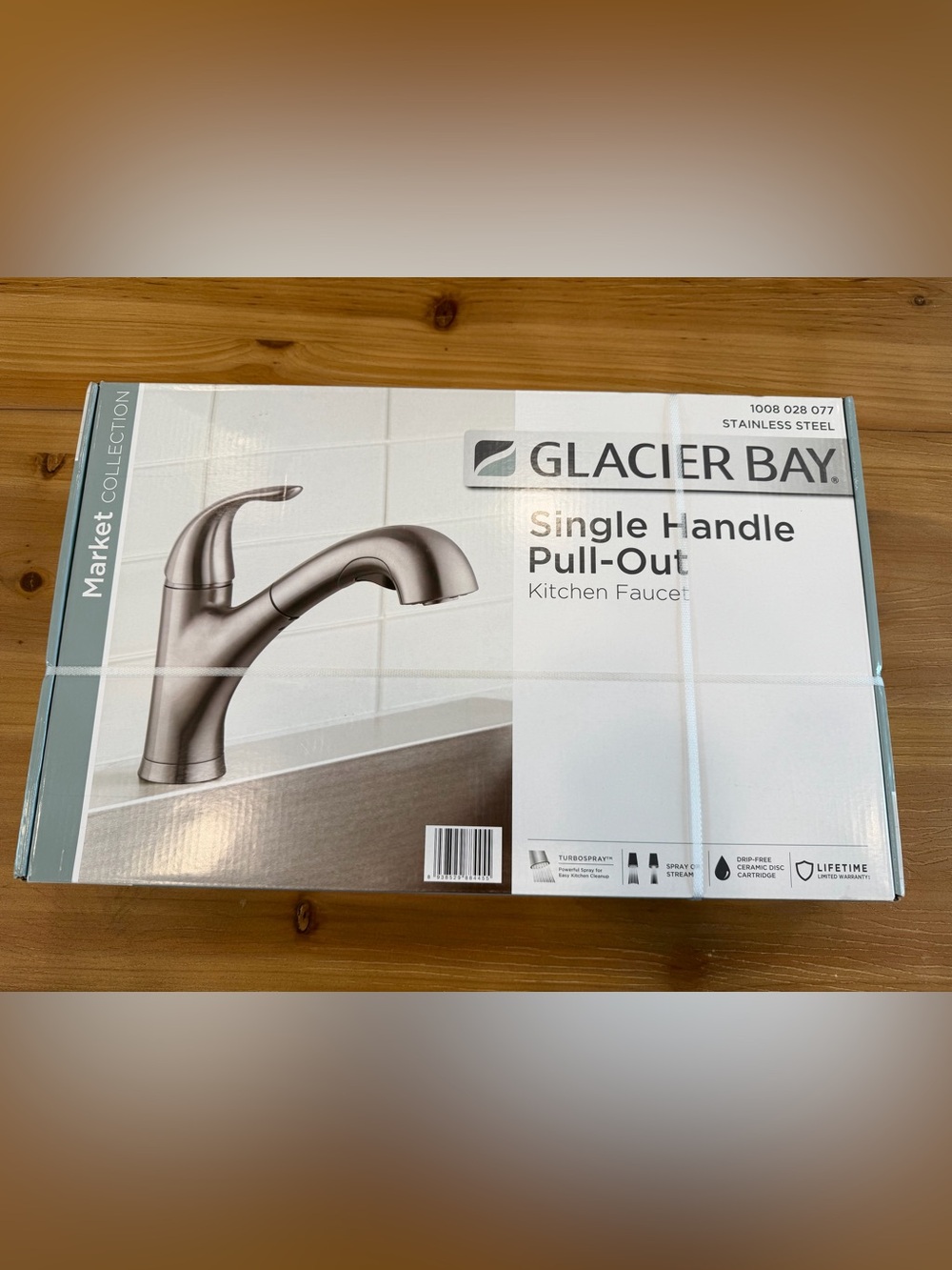 New GLACIER BAY market Single Handle Pull-Out Kitchen Faucet - stainless steel